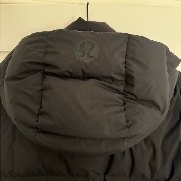 Lululemon Wunder Puff Jacket - Picture 8 of 8
